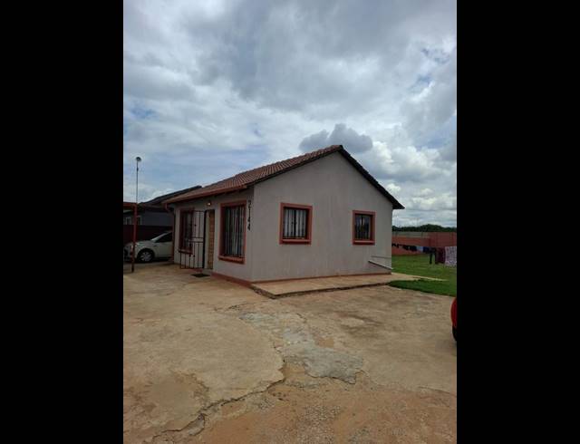 2 BEDROOM HOUSE FOR SALE IN MAPLETON